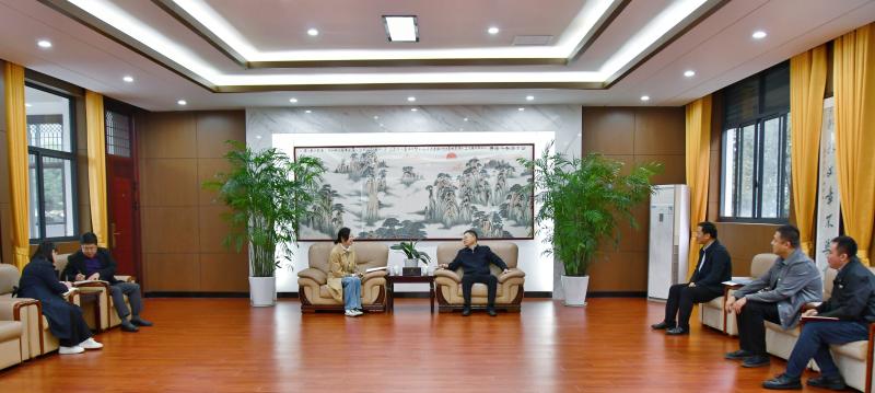 民建黄山市委会走访黄山学院